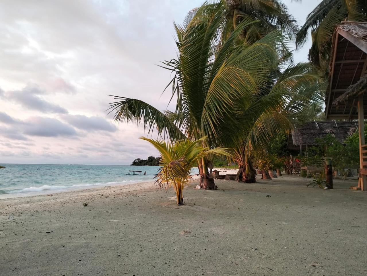 Palambak Paradise Resort Pulau Banyak Pulau Palambakbesar ภายนอก รูปภาพ